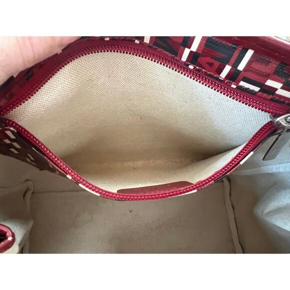 SALVATORE FERRAGAMO Red/Black/White Logogram PVC/Leather bag - Picture 8 of 16